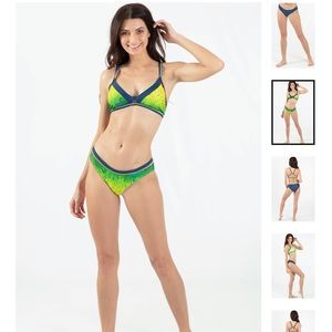 WAVE LIFE Small Reversible mahi triangle bikini top racerback and bottom set